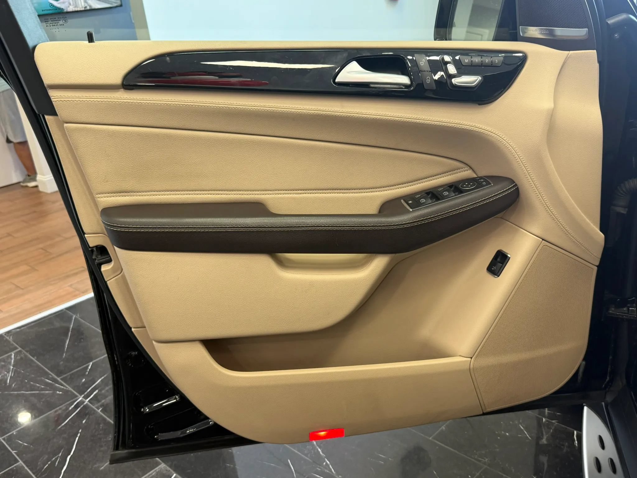 Used 2018 Mercedes-Benz GLE 43 AMG 4MATIC image 7