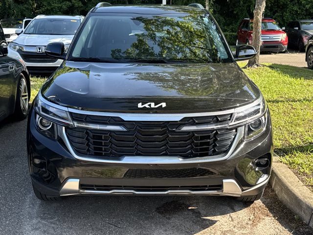 Used 2024 Kia Seltos S FWD image 2