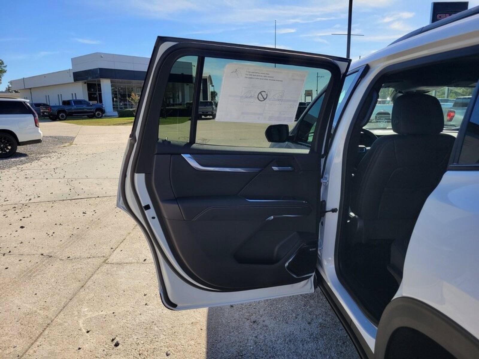 New 2026 GMC Acadia Elevation w/ Black Edition FWD image 29