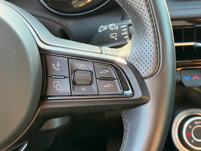 Used 2024 Alfa Romeo Tonale Ti w/ Active Assist Package AWD/4WD image 20