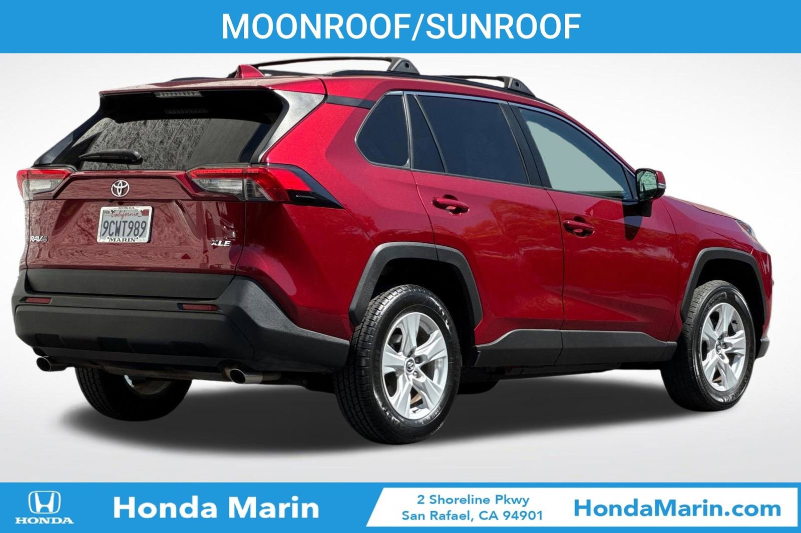 Used 2021 Toyota RAV4 XLE w/ Convenience Package FWD image 5