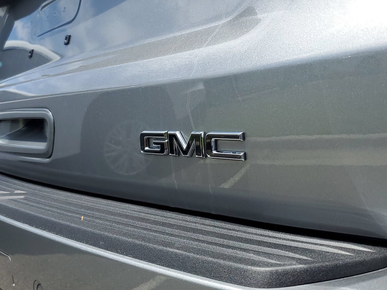 New 2026 GMC Yukon XL Denali Ultimate AWD/4WD image 7