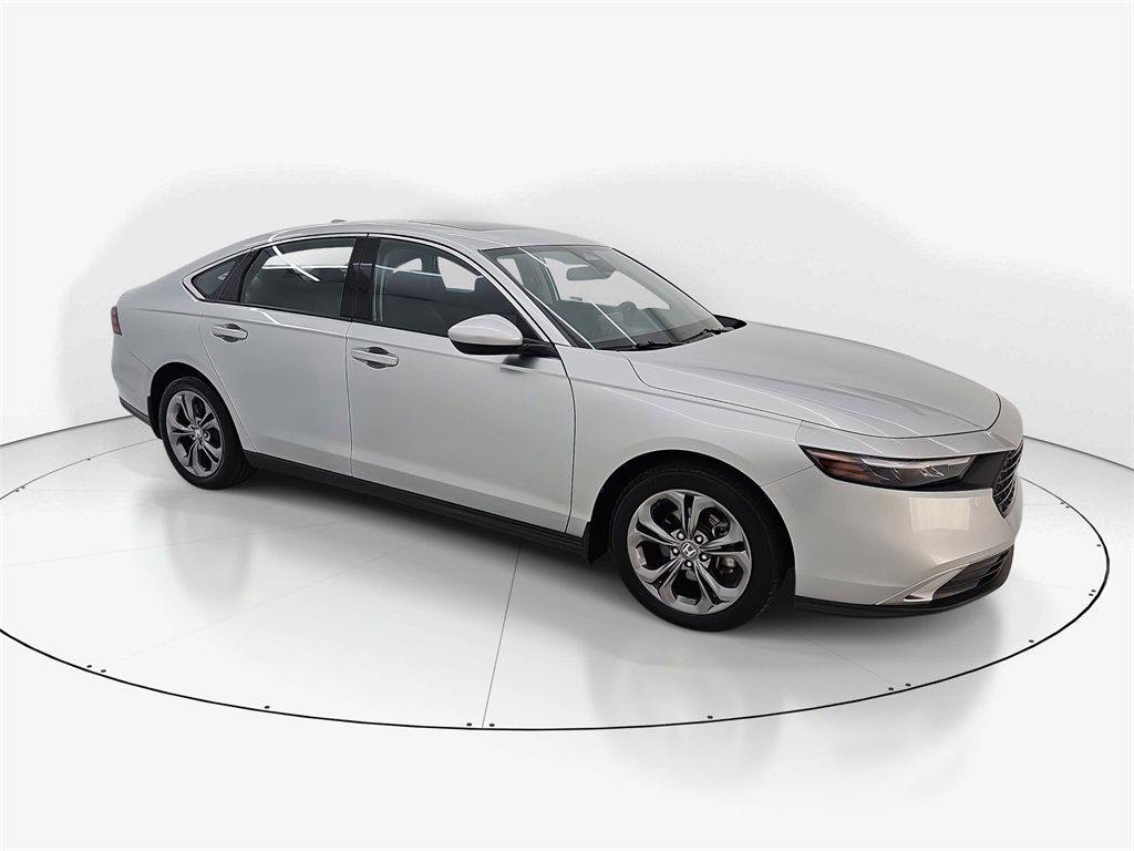 Certified 2024 Honda Accord EX image 4