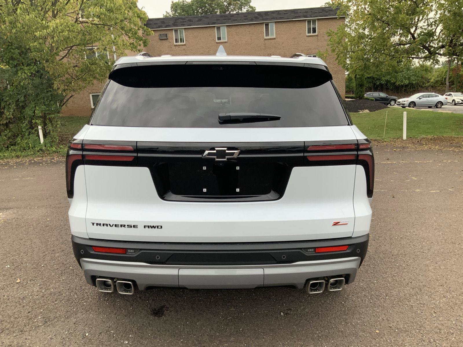 New 2026 Chevrolet Traverse Z71 w/ Driver Confidence Package image 6