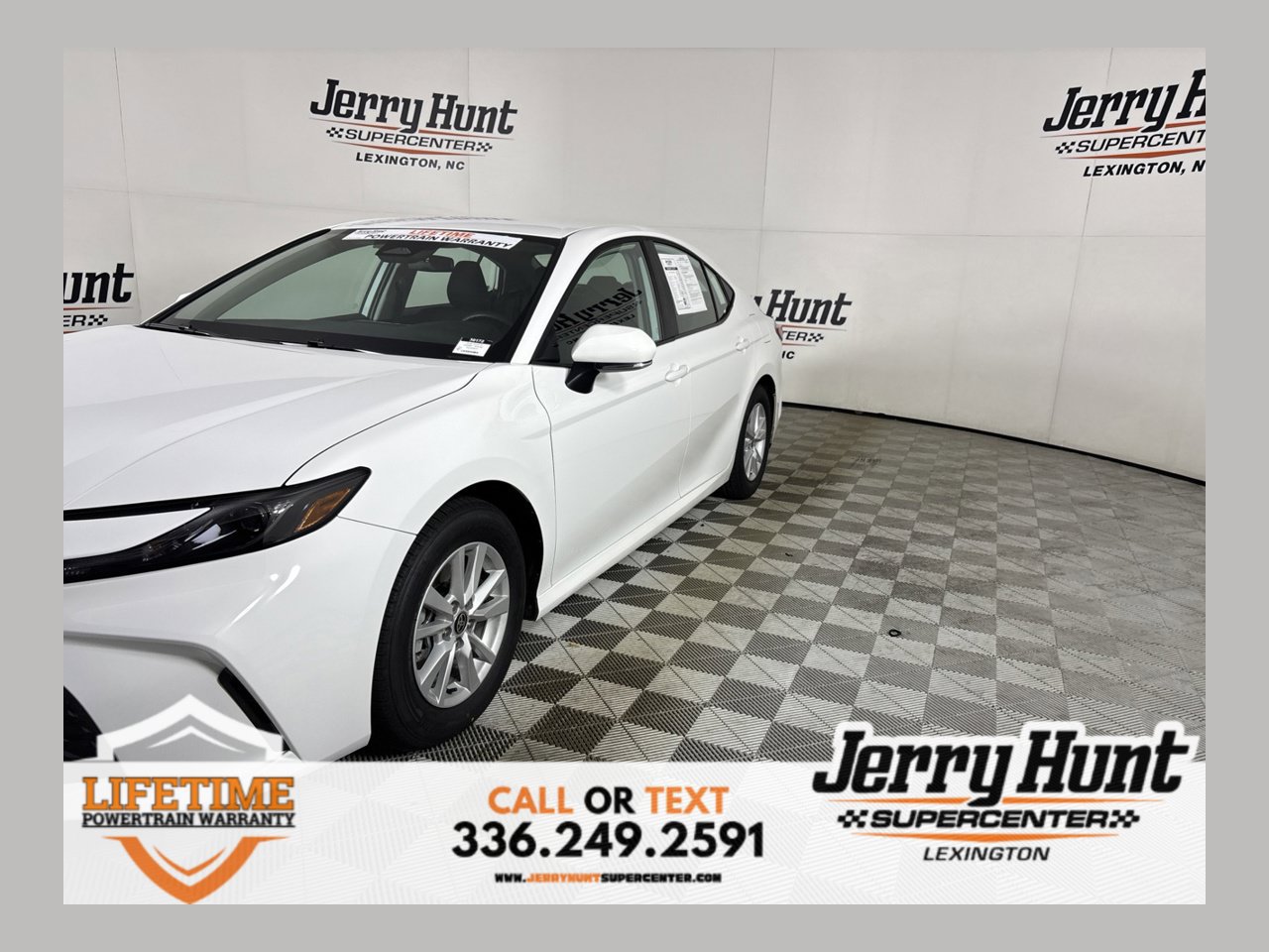 Used 2026 Toyota Camry LE FWD image 1