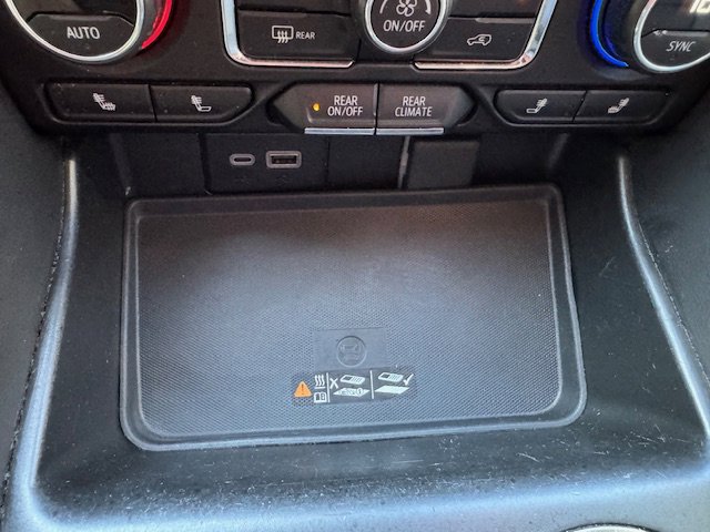 Used 2024 Chevrolet Tahoe LT image 19