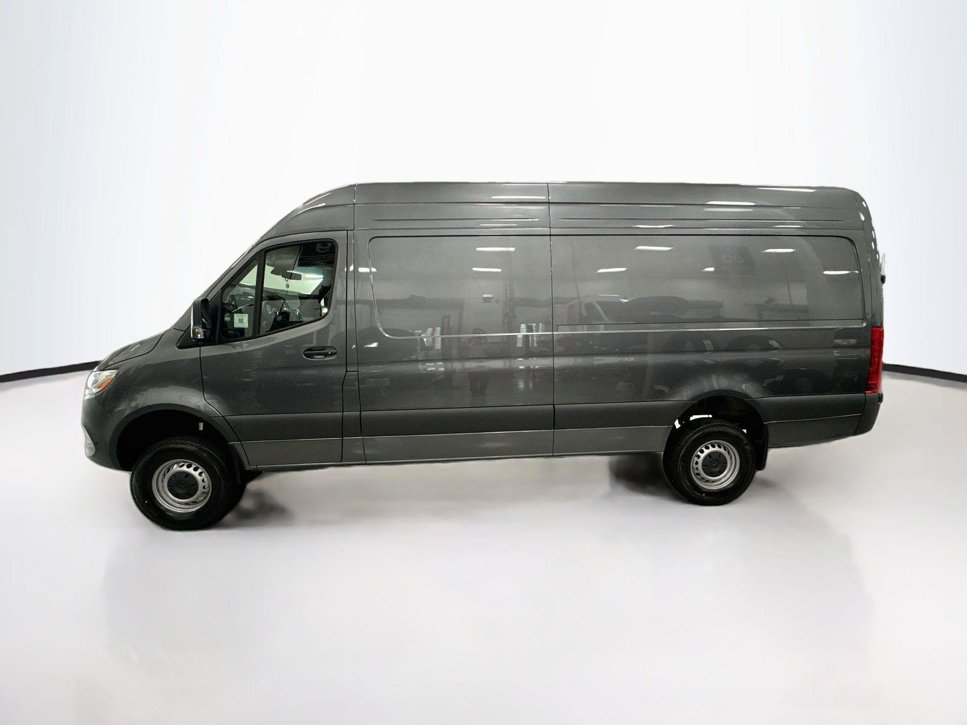 Used 2026 Mercedes-Benz Sprinter 2500 image 3