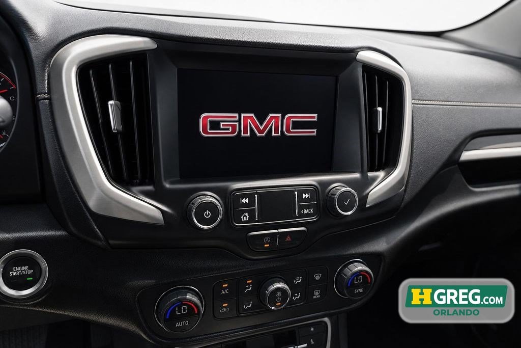 Used 2022 GMC Terrain Denali w/ Denali Premium Package AWD/4WD image 14