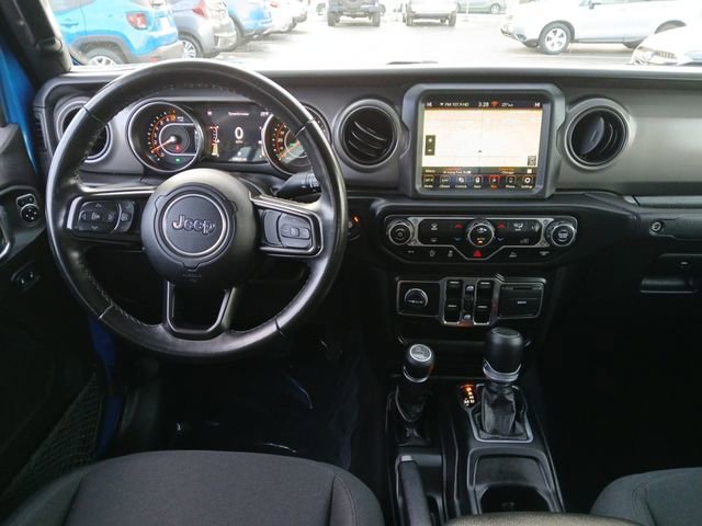 Used 2022 Jeep Gladiator Sport image 7