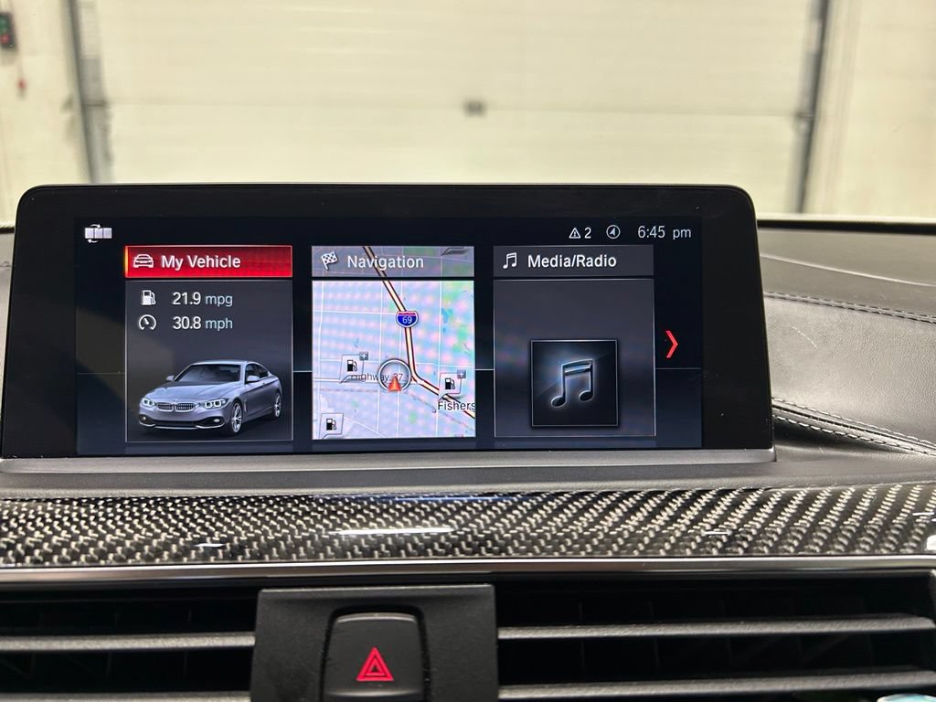 Used 2019 BMW M4 Coupe w/ Competition Package RWD image 16