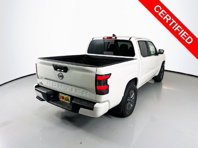 Certified 2025 Nissan Frontier SV RWD image 9