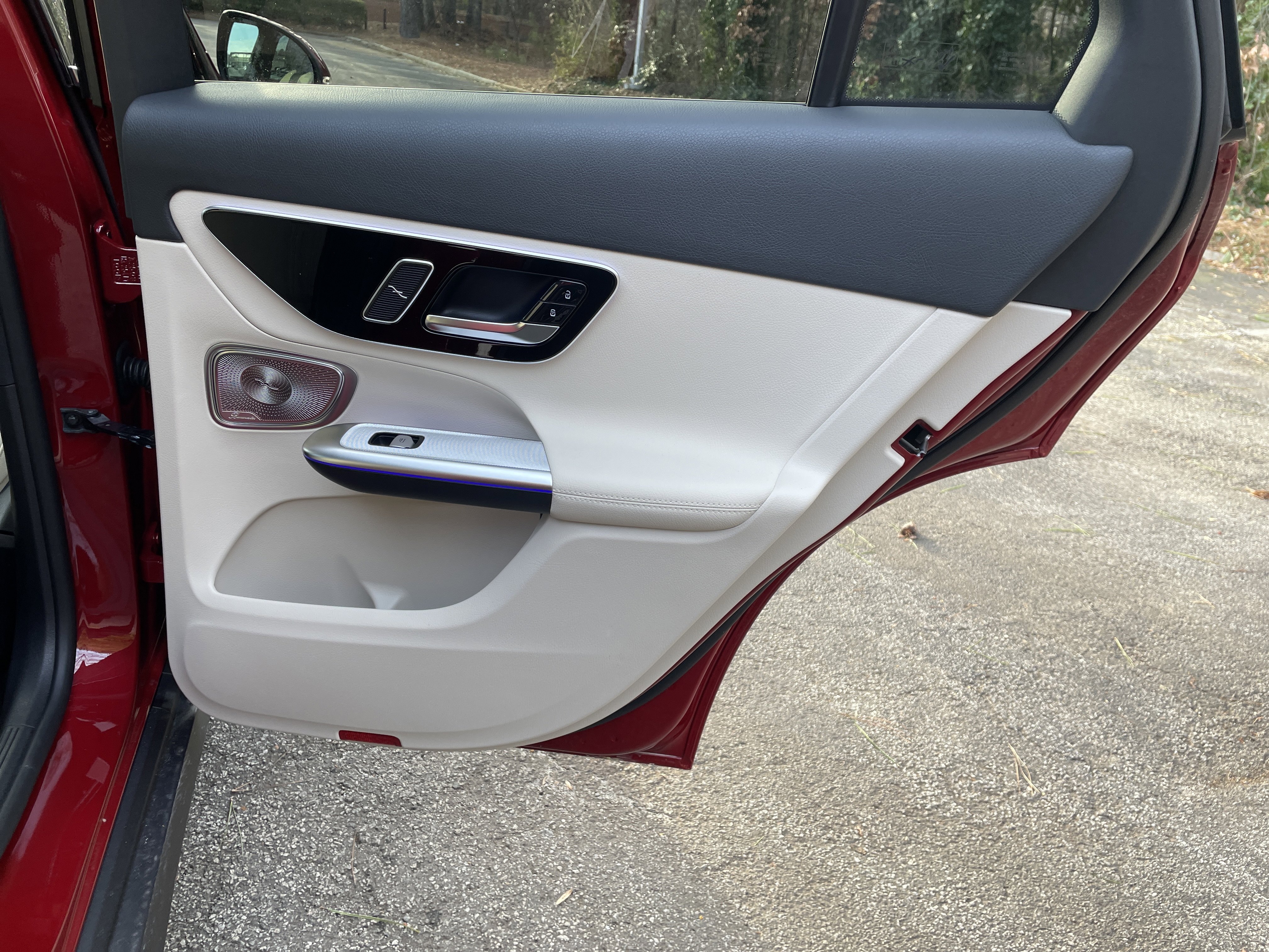 New 2026 Mercedes-Benz GLC 300 image 38