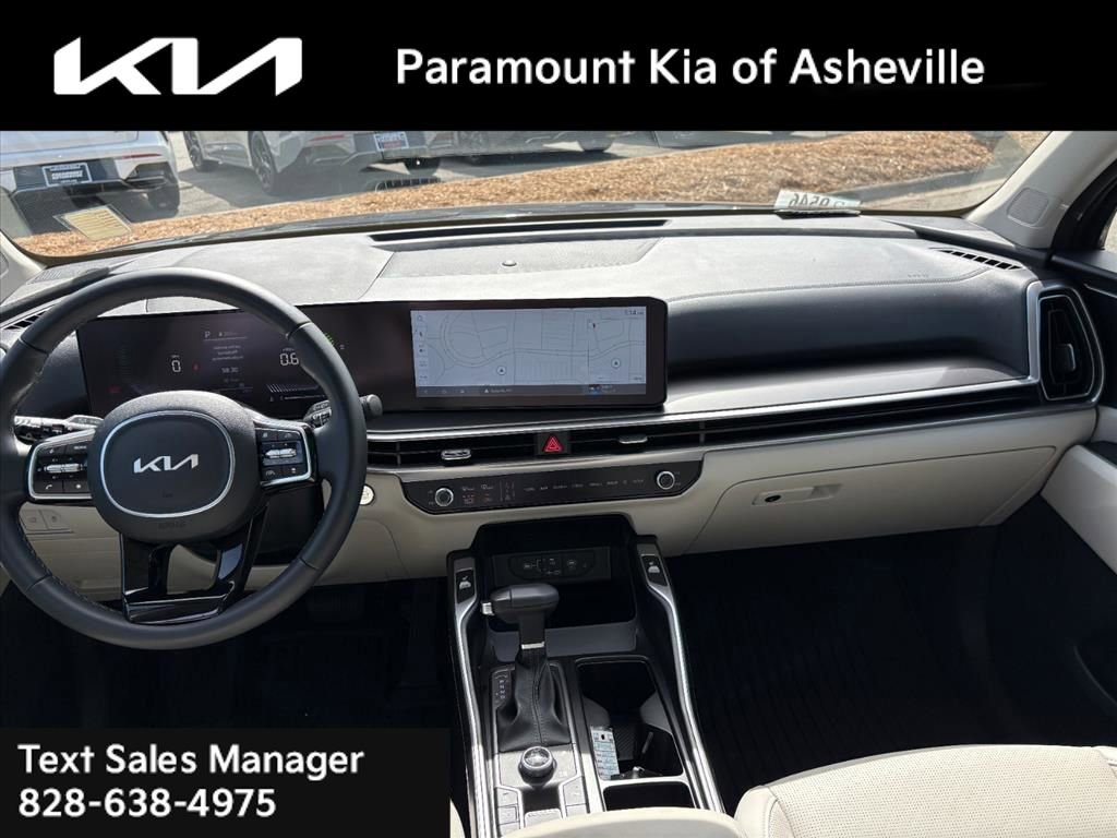 Certified 2025 Kia Sorento EX w/ Panoramic Sunroof Package image 7