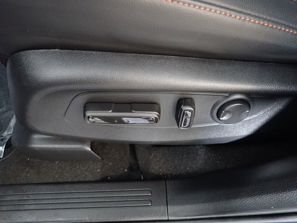 Used 2025 Honda CR-V Sport-L image 28