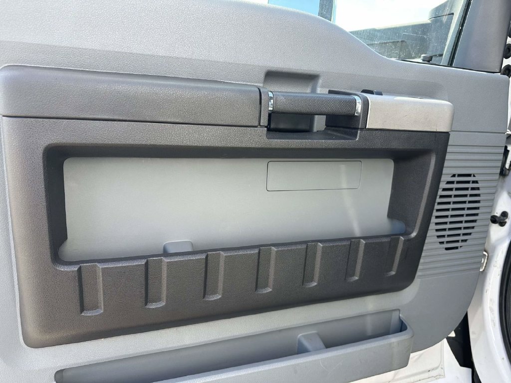 Used 2021 Ford F650 2WD Regular Cab Super Duty image 8