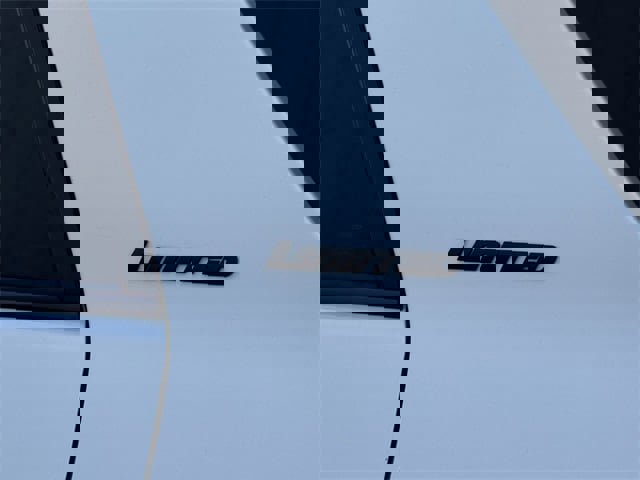 Used 2020 Toyota 4Runner Limited image 8