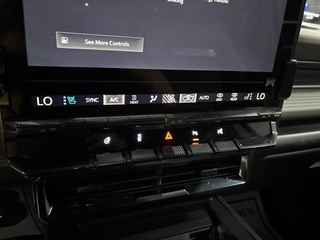 Used 2026 GMC Hummer EV SUV AWD/4WD image 31