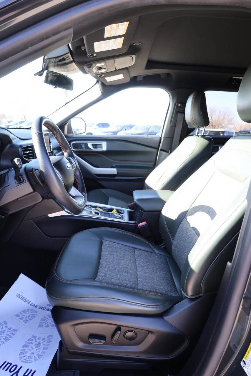 Used 2022 Ford Explorer Timberline image 12