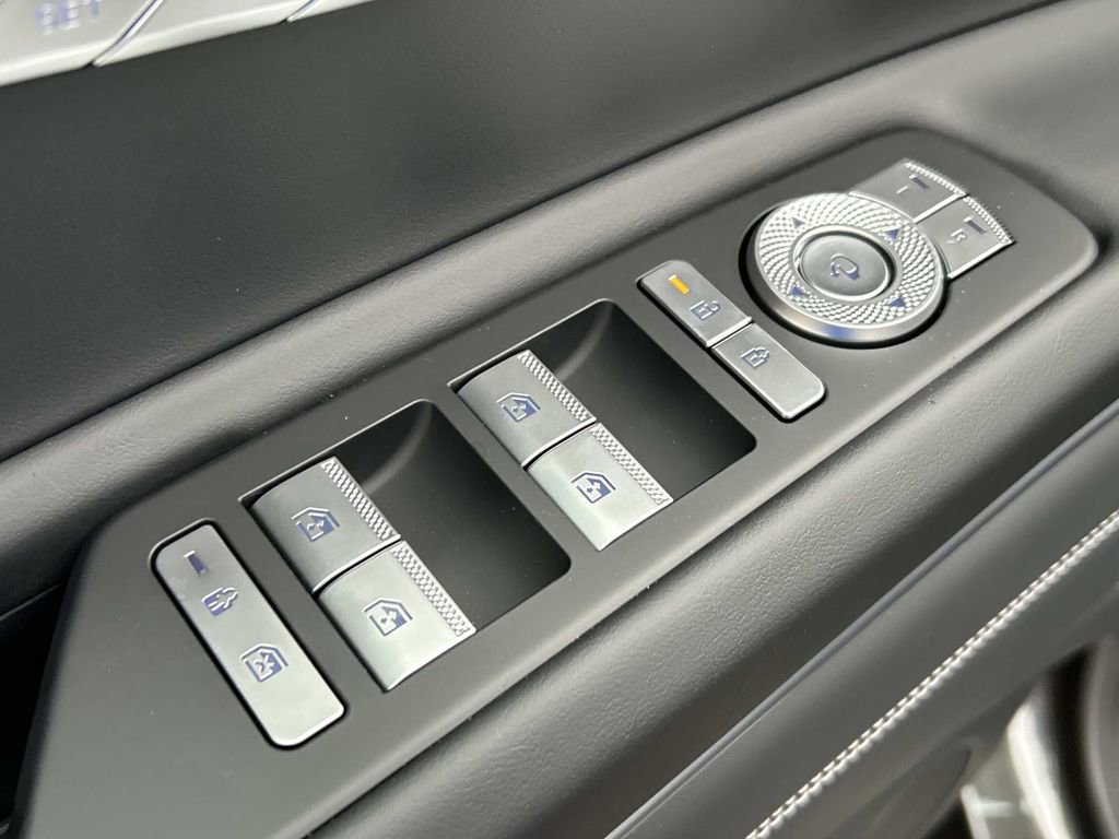 New 2026 Genesis GV80 2.5T Select image 18