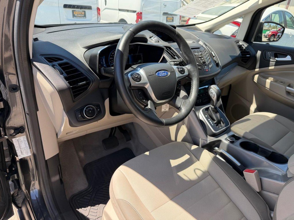 Used 2016 Ford C-MAX SE w/ Interior Protection Package FWD image 16