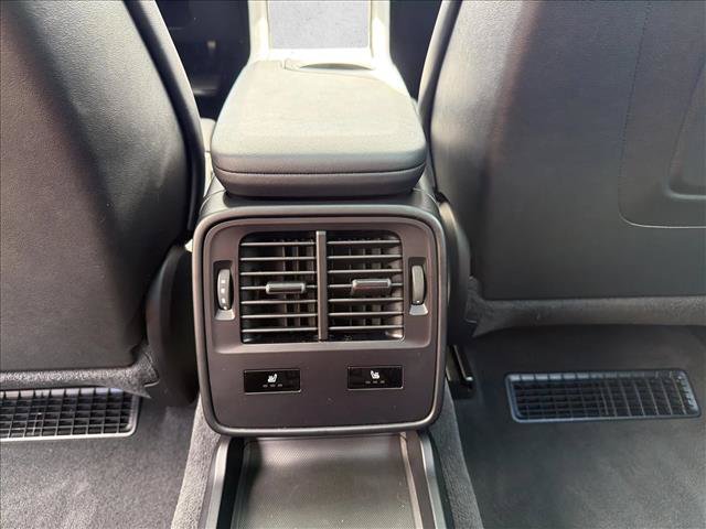 Used 2021 Porsche Taycan RWD image 25