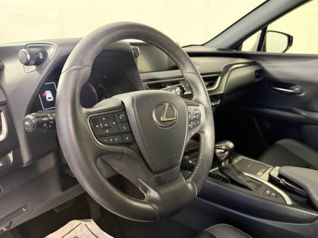Used 2021 Lexus UX 250h w/ Accessory Package (Z2) AWD/4WD image 15