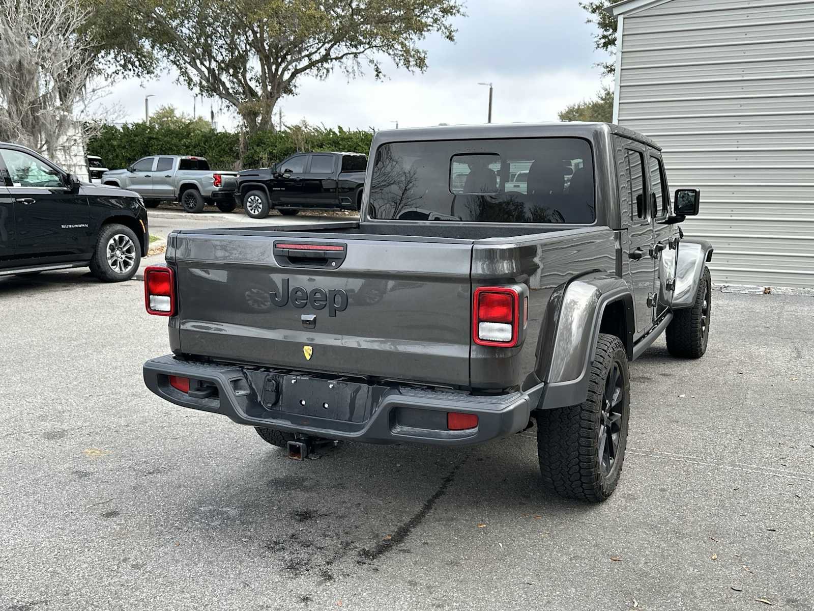 Used 2024 Jeep Gladiator Sport image 6