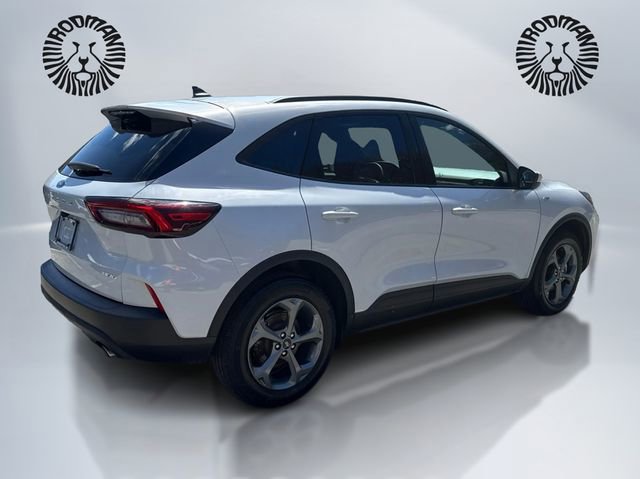Used 2025 Ford Escape ST-Line Select AWD/4WD image 5