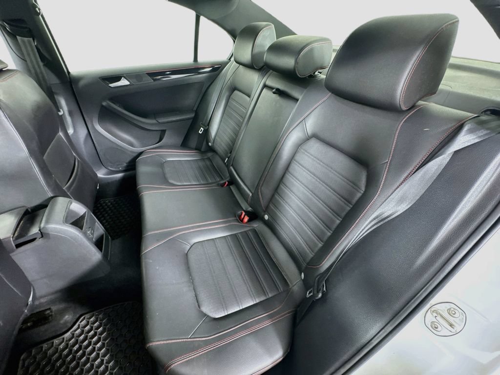 Used 2017 Volkswagen Jetta GLI FWD image 24