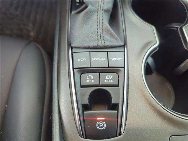 Certified 2024 Toyota Camry XSE w/ Navigation Package image 23