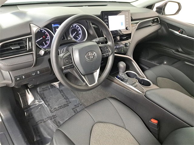 Used 2023 Toyota Camry LE image 18