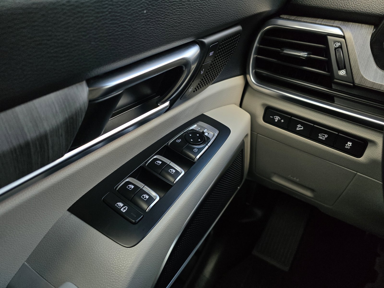 Used 2024 Kia Telluride SX Prestige image 23