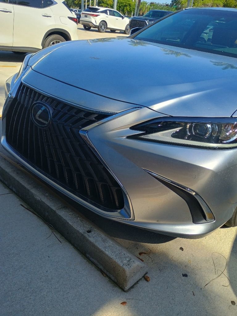 Certified 2022 Lexus ES 350 w/ Premium Package FWD image 5
