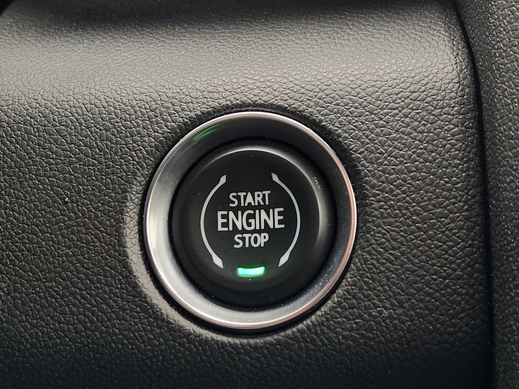 Used 2025 GMC Acadia Elevation image 21