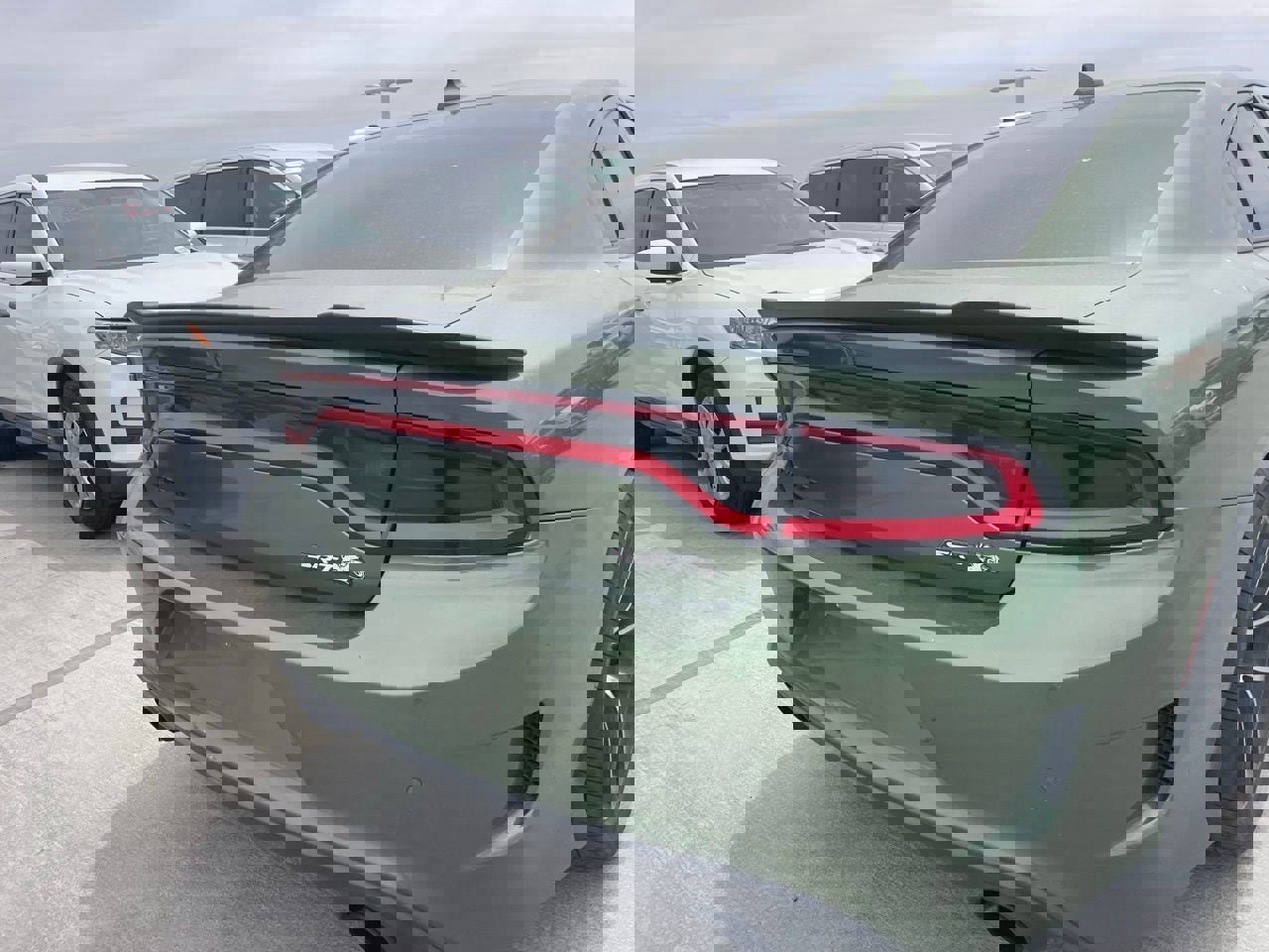 Used 2018 Dodge Charger R/T Scat Pack RWD image 4