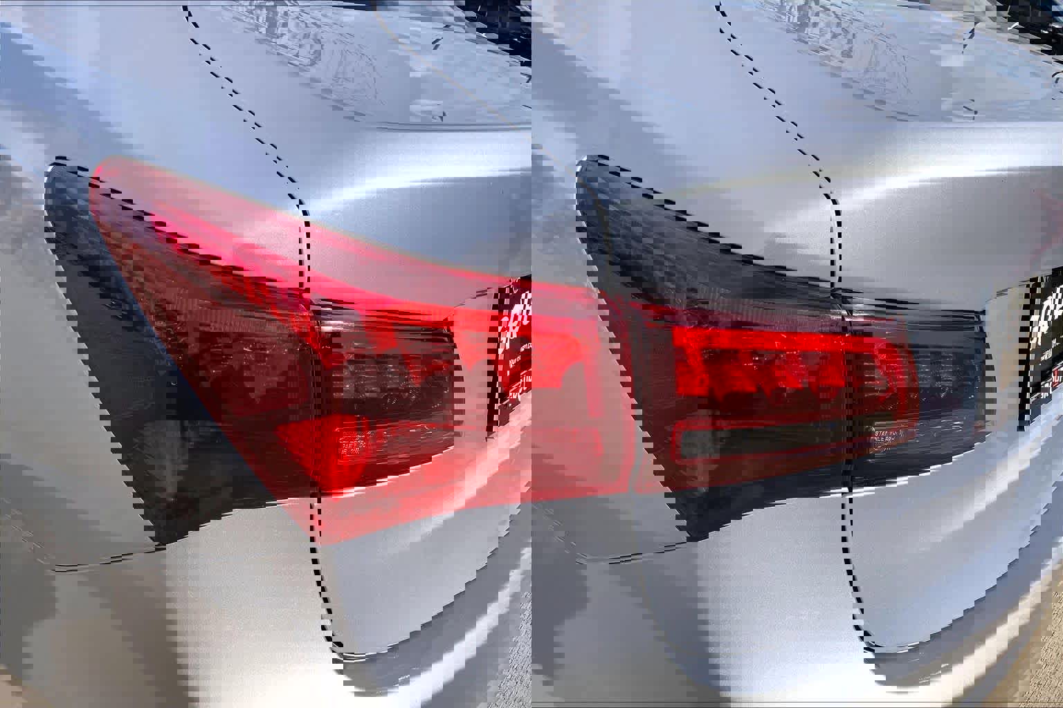 Used 2016 Acura TLX image 28