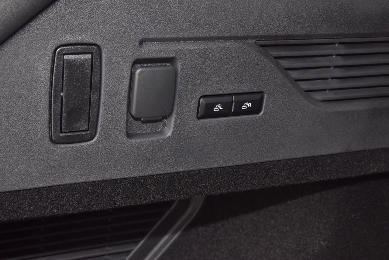 New 2026 Lincoln Nautilus Reserve AWD/4WD image 46