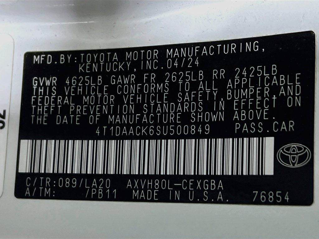 Certified 2025 Toyota Camry XLE FWD image 27