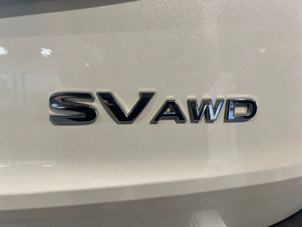 Used 2021 Nissan Rogue SV AWD/4WD image 12
