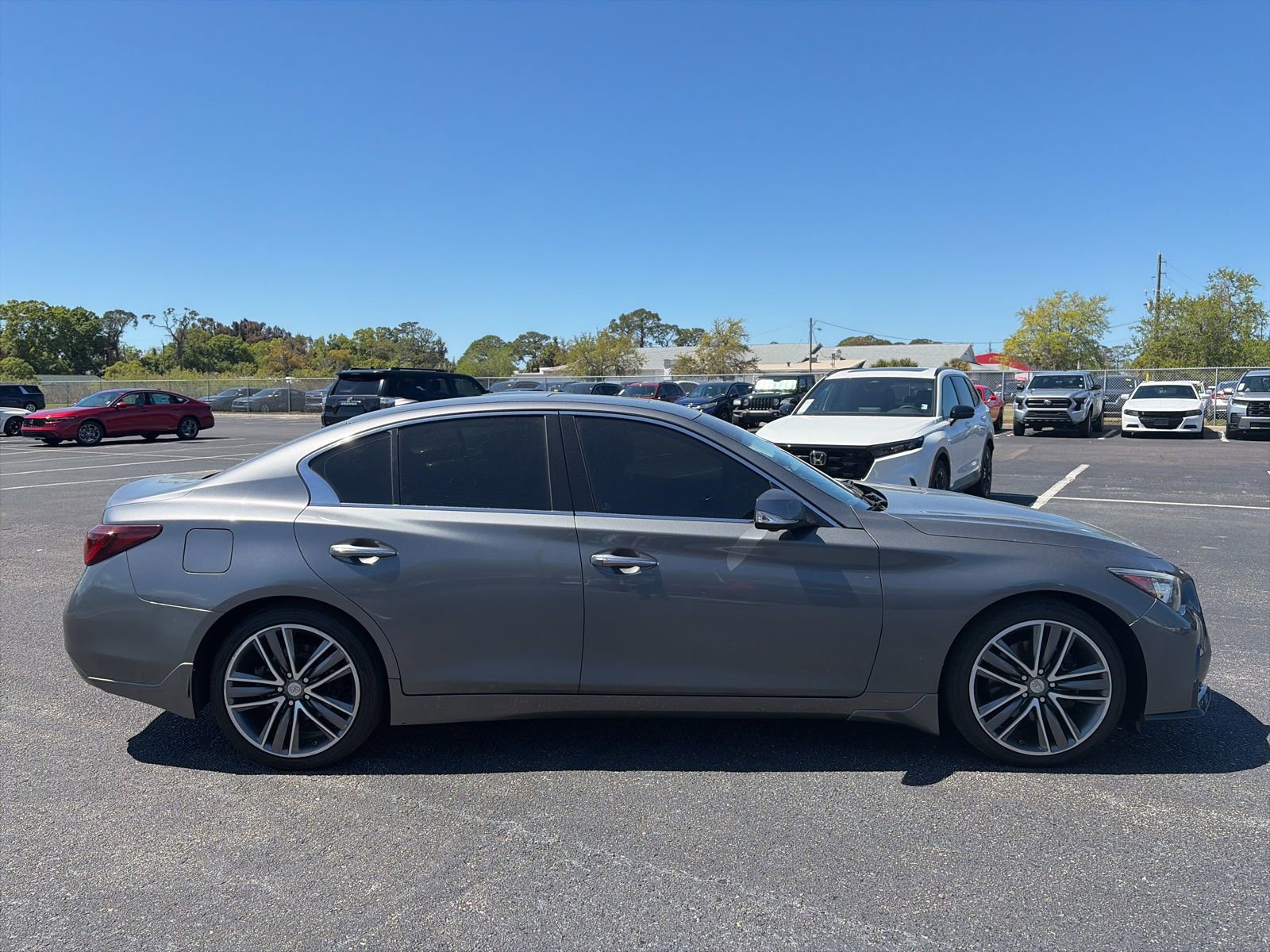 Used 2019 INFINITI Q50 Signature Edition w/ Cargo Package (L96) image 8