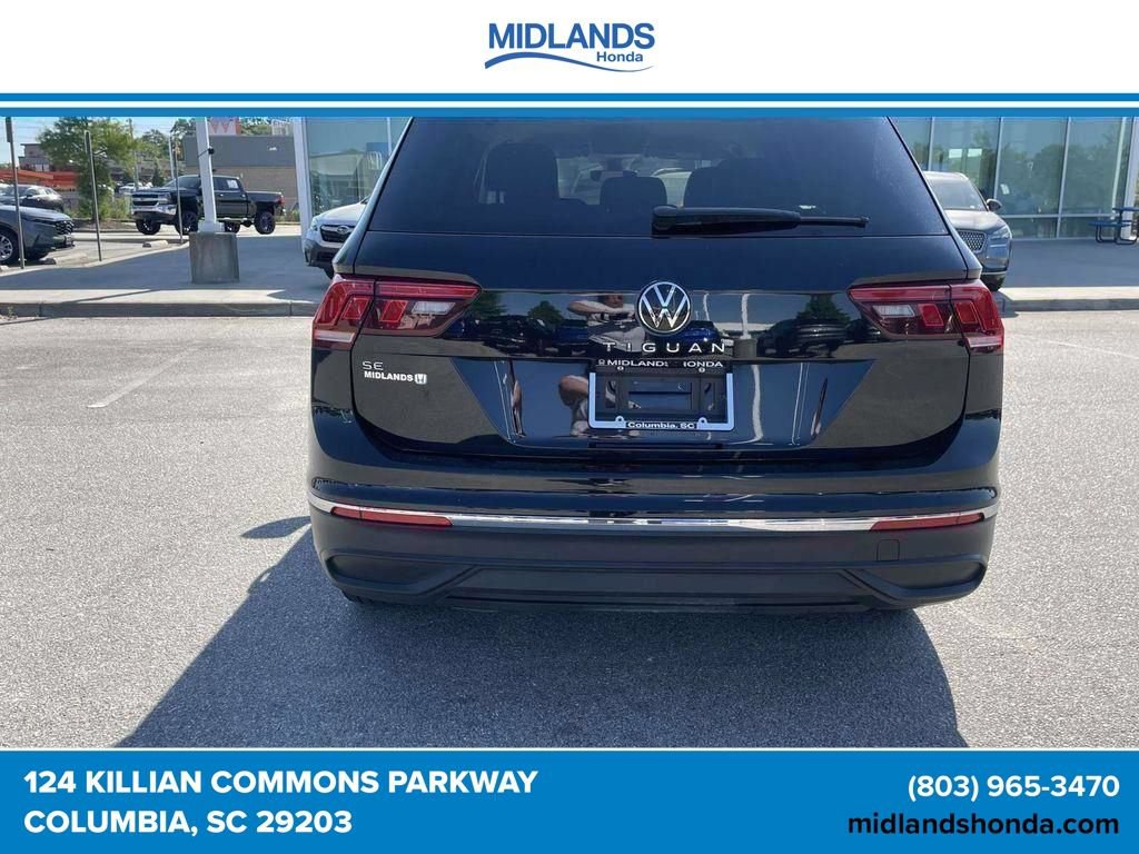 Used 2024 Volkswagen Tiguan SE FWD image 5
