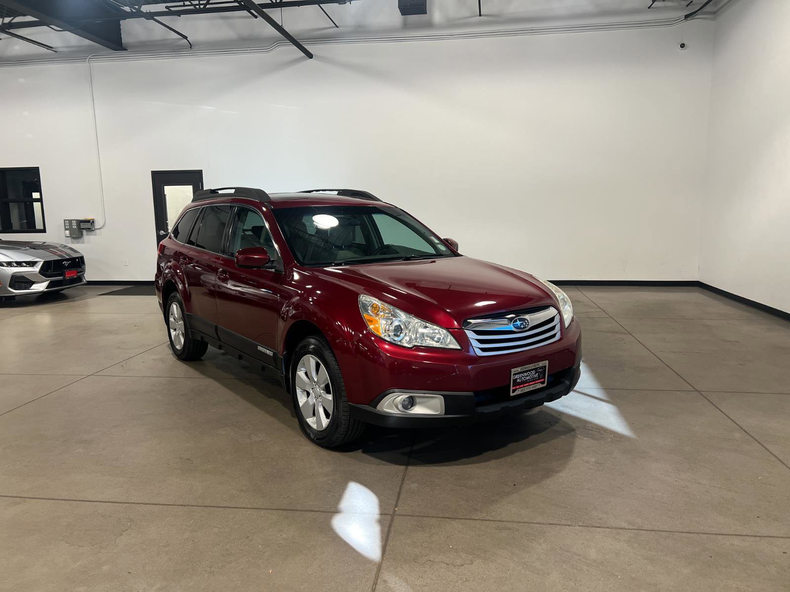 Used 2011 Subaru Outback 2.5i Premium image 1