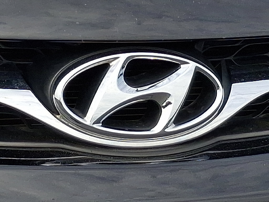 Used 2011 Hyundai Elantra GLS w/ Preferred Equipment Pkg 3 FWD image 29