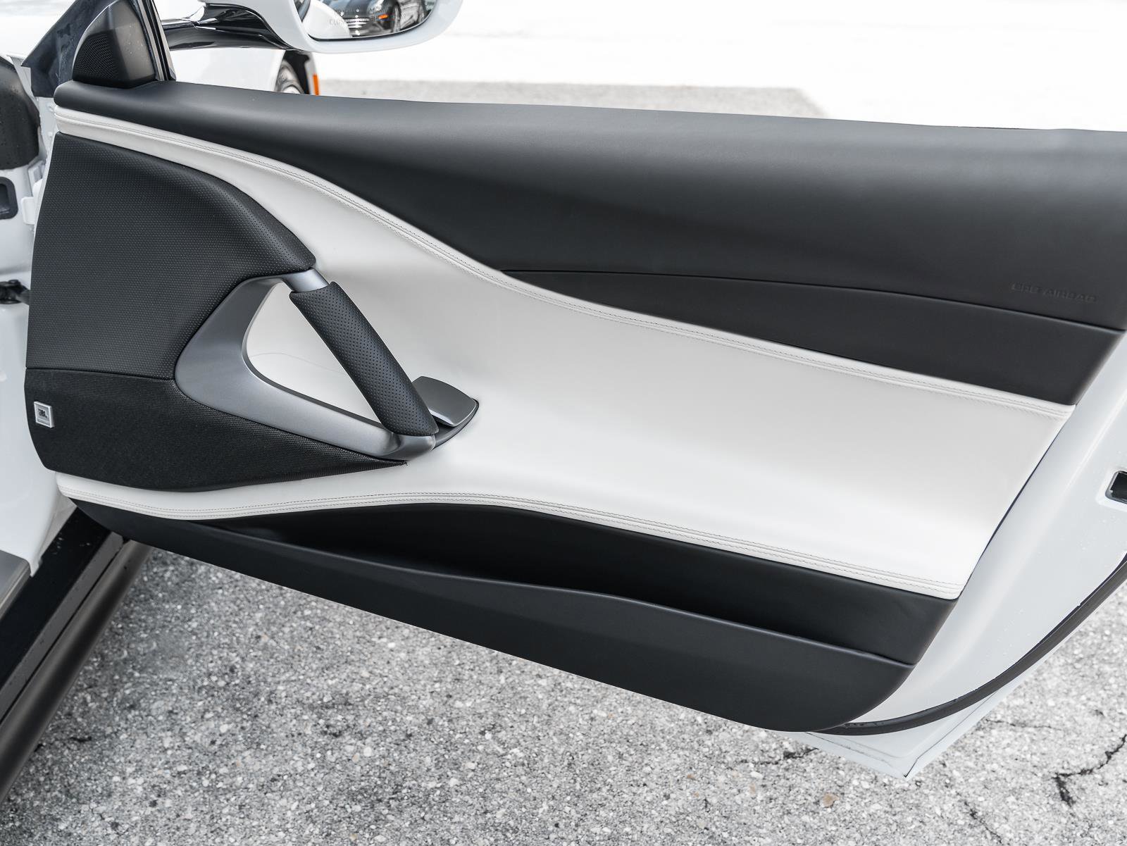 Used 2021 Ferrari 812 GTS RWD image 40