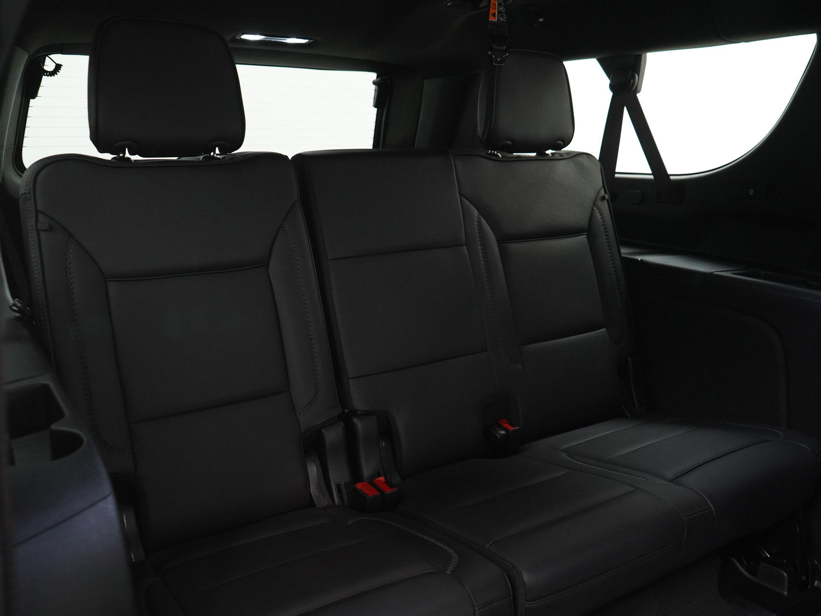 Used 2025 GMC Yukon XL Denali image 13