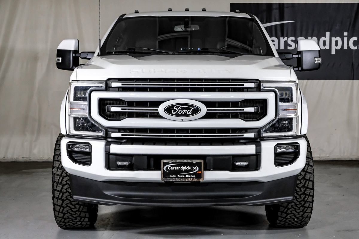 Used 2022 Ford F250 Platinum w/ FX4 Off-Road Package AWD/4WD image 3
