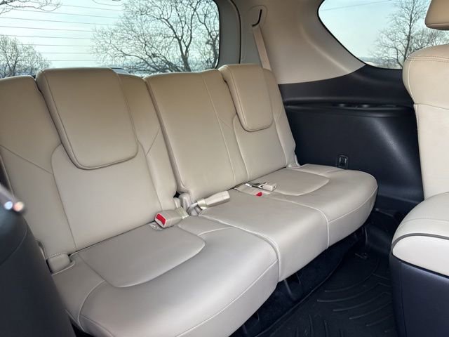 Used 2024 Nissan Armada Platinum w/ Captain's Chairs Package image 12