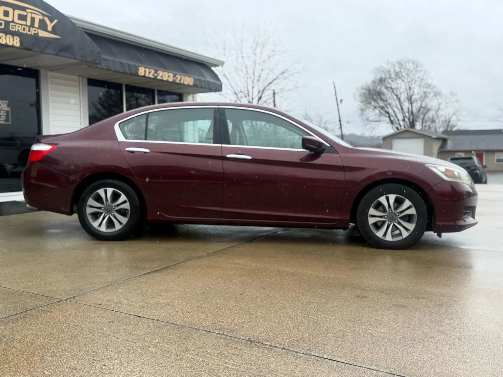 Used 2014 Honda Accord LX image 2