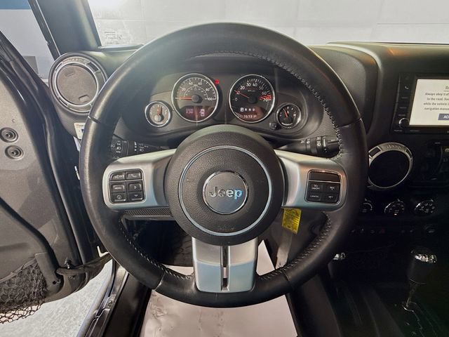 Used 2016 Jeep Wrangler Unlimited Rubicon AWD/4WD image 13