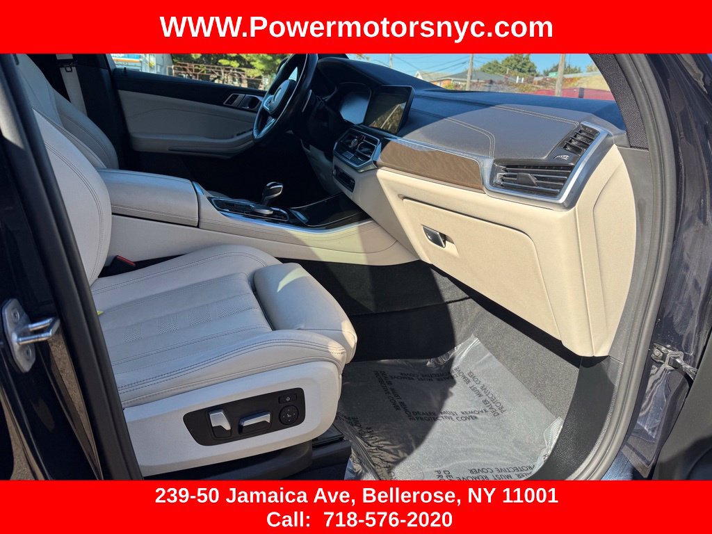 Used 2022 BMW X5 xDrive40i w/ M Sport Package AWD/4WD image 21